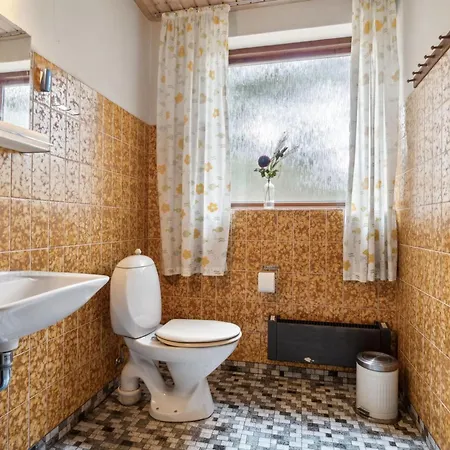 Awa - 800m From The Sea By Interhome