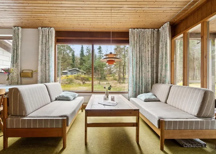 Awa - 800m From The Sea By Interhome